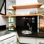 Apartamento A 100M Da Lagoa | Sds 216/106