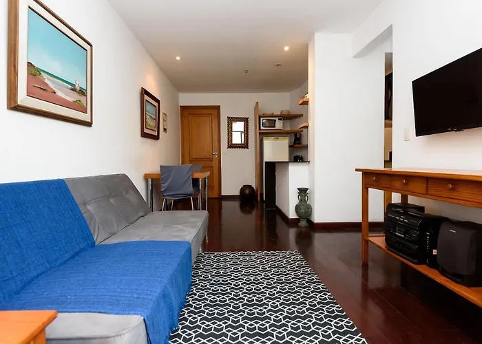 Apartamento A 100M Da Lagoa | Sds 216/106